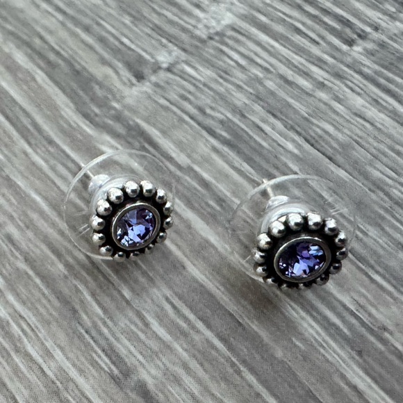 💜 BRIGHTON Twinkle June Birthstone - Alexandrite/ Tanzanite Mini Post Earrings - Picture 4 of 10